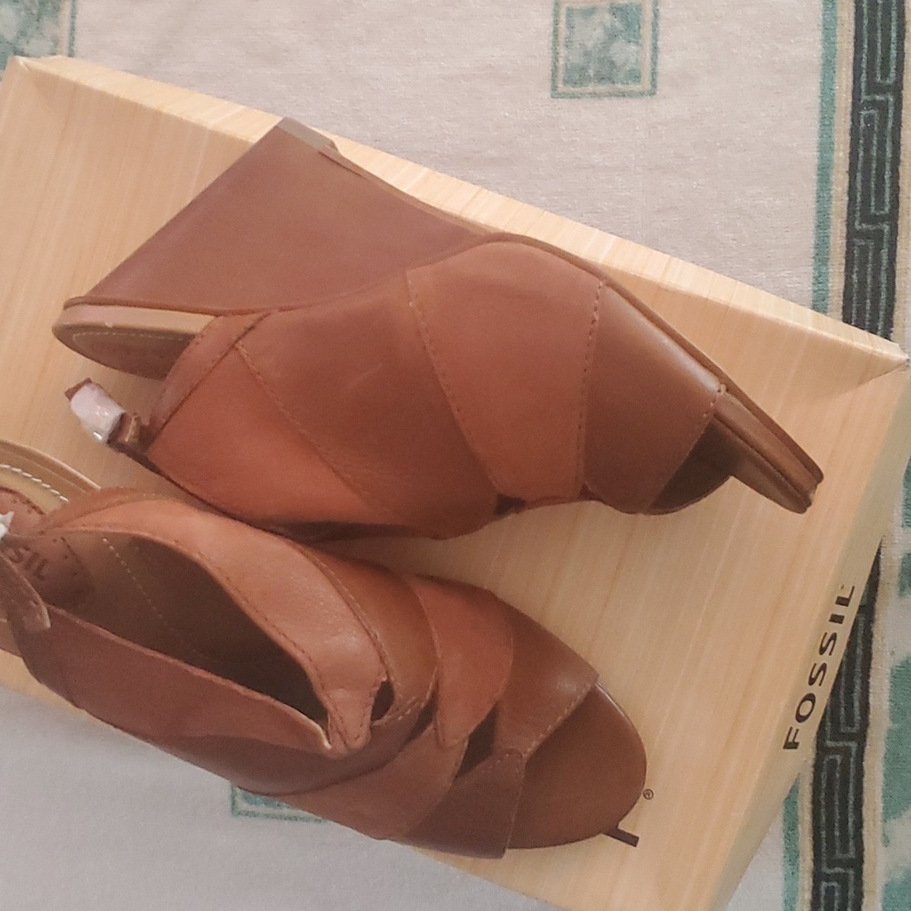 NIB FOSSIL PEEP TOE SLING - Picture 7 of 8